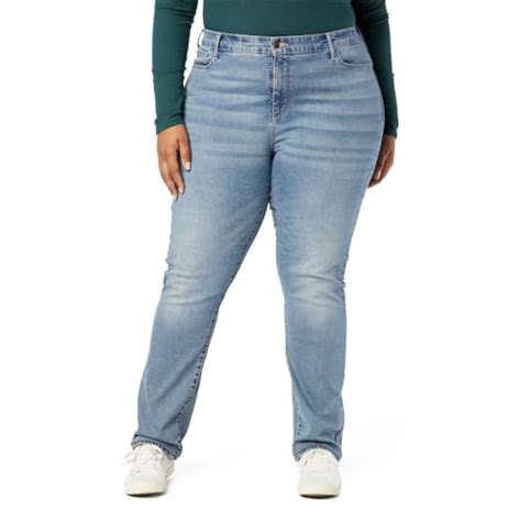 I Tested the Top 5 Jeans for a Fupa and Here’s What Actually。